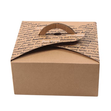caja tipo carry pack en cartón corrugado  con manija y color kraft  de medidas 10 X 10 X 5" impresión parcial en color negro de frente